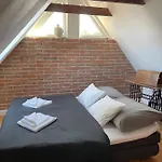 شقة U Brezinu